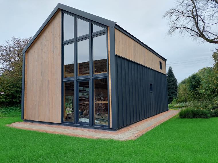 Wizualizacja: Barn 85